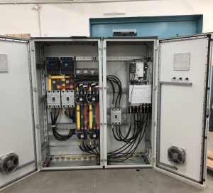 Станция управления двумя насосами 90кВт на базе ПЧ Danfoss